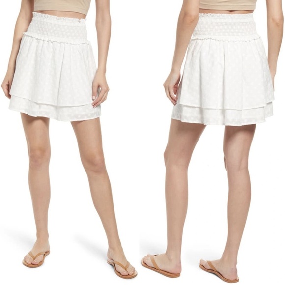 NEW Rails Addison Embroidered Daisy Smocked Waist Tiered Mini Skirt in White M - Picture 7 of 13